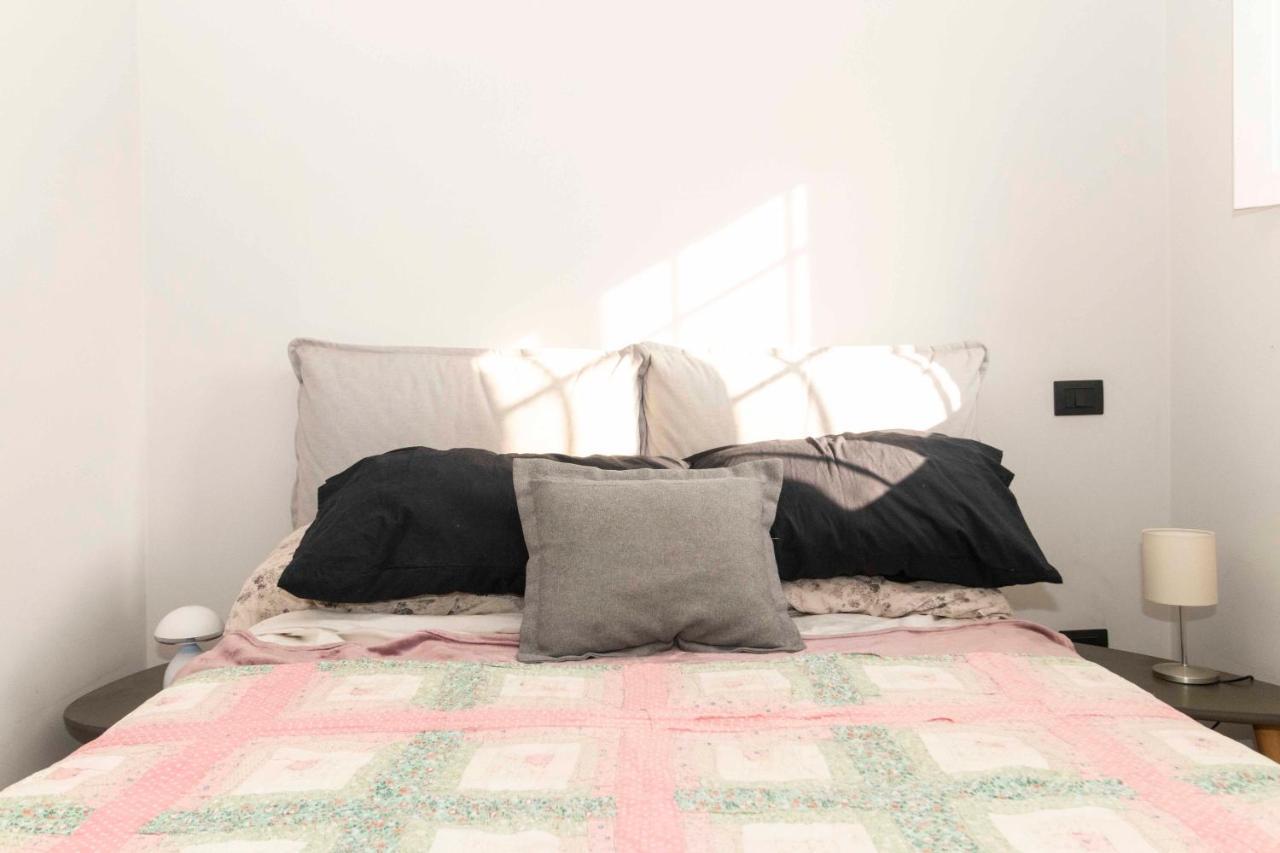 Piazza Filiberto Central Apartment Торино Екстериор снимка
